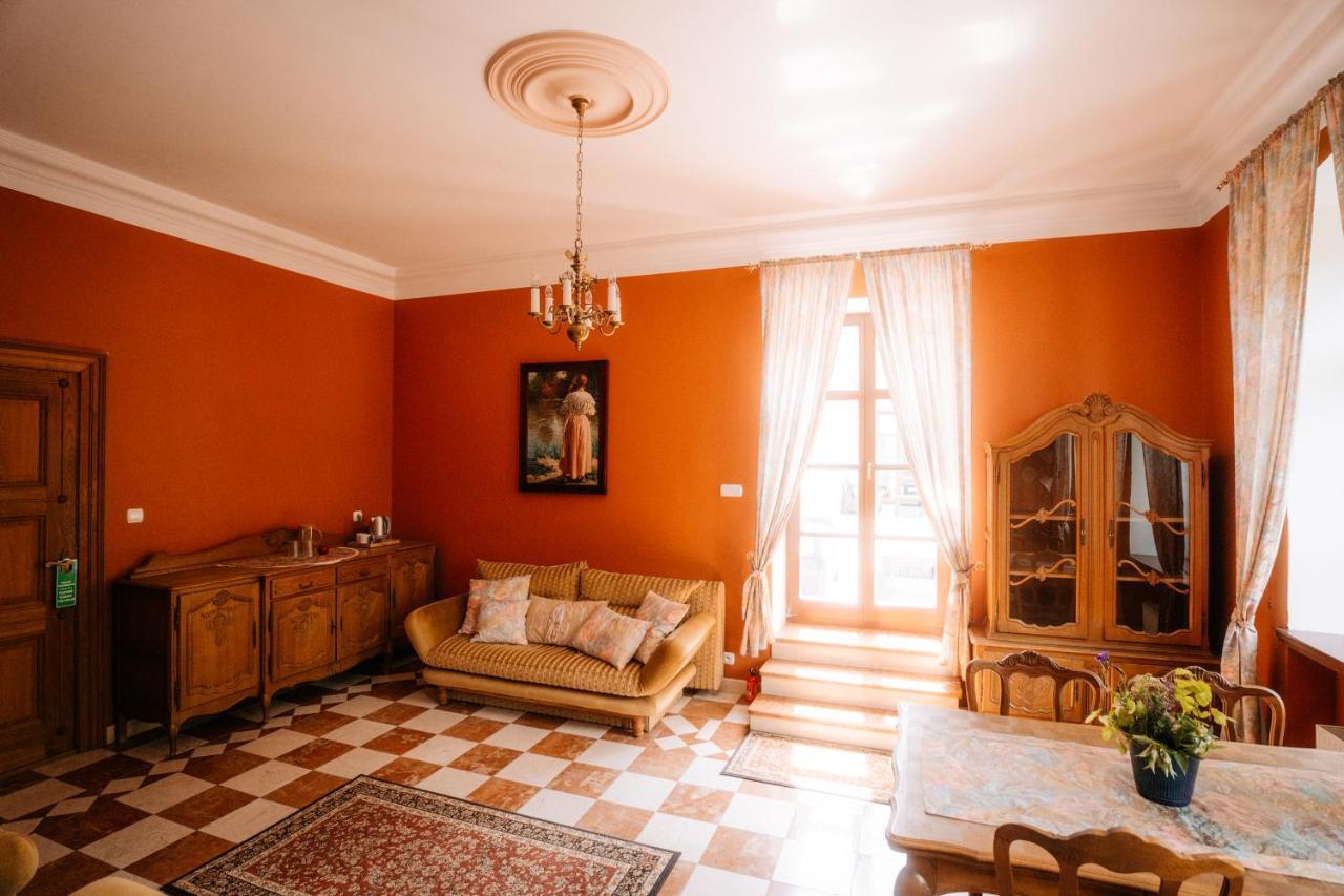 Palac Srodka Chrzypsko Wielkie Dış mekan fotoğraf