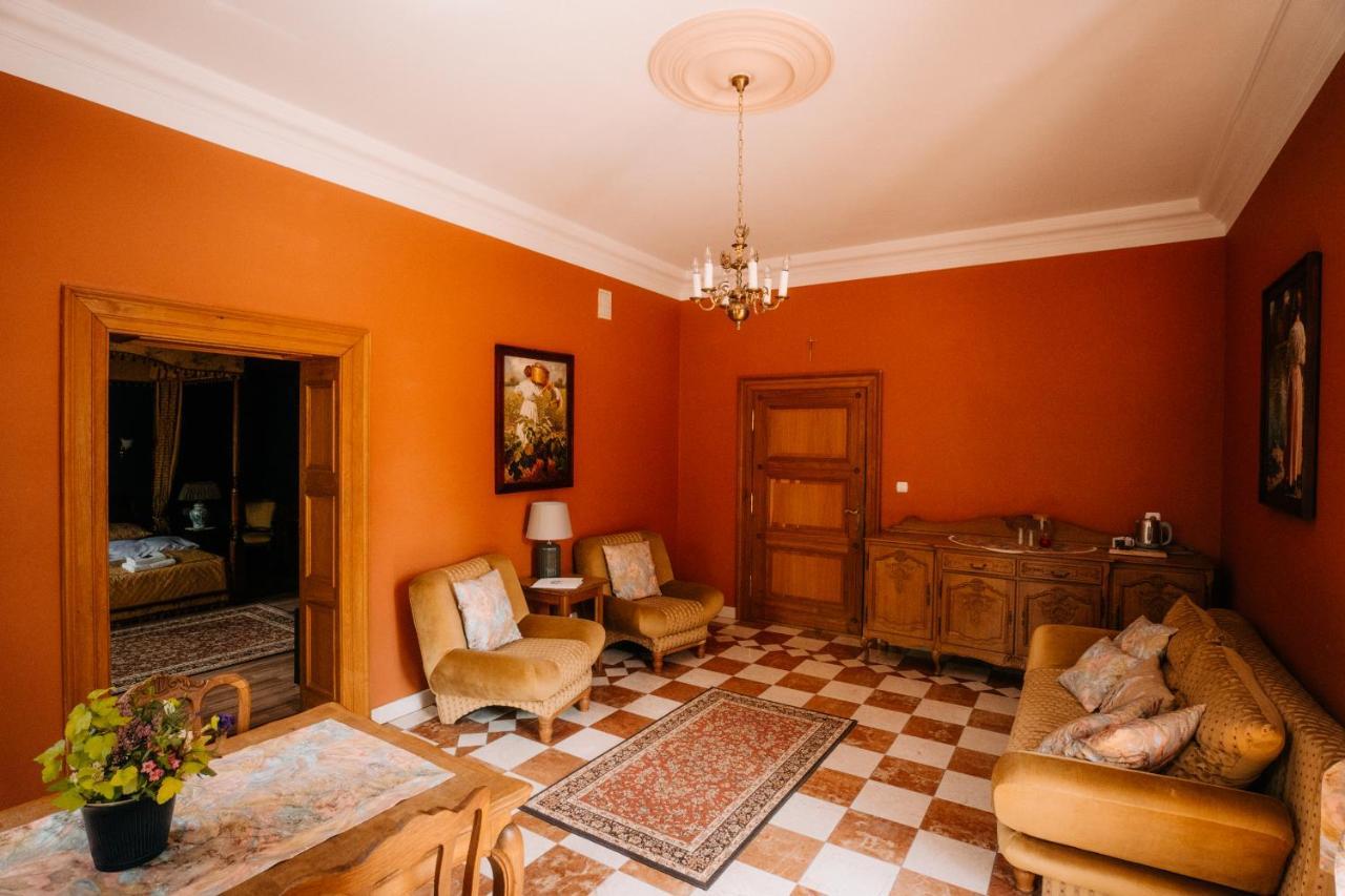 Palac Srodka Chrzypsko Wielkie Dış mekan fotoğraf